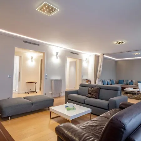 Luxury Bastille 아파트