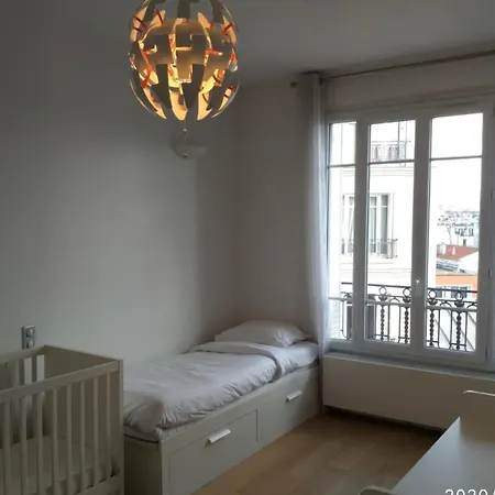 Luxury Bastille Apartment